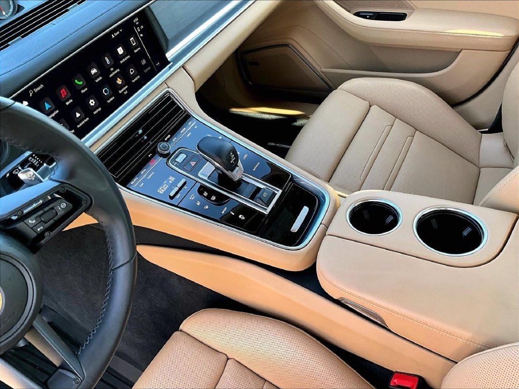 Certified 2023 Porsche Panamera Platinum Edition RWD image 17