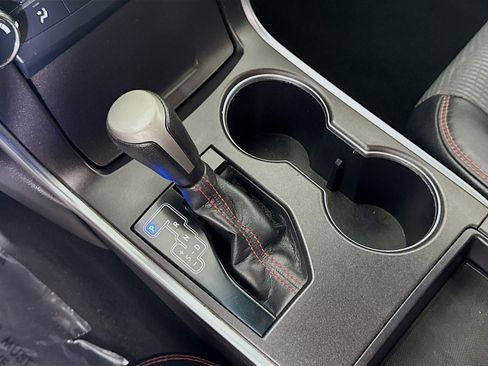 Used 2016 Toyota Camry SE image 20