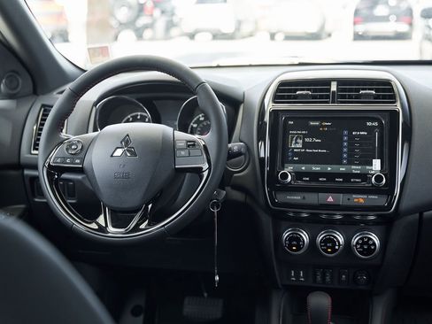 New 2025 Mitsubishi Outlander Sport AWD image 30