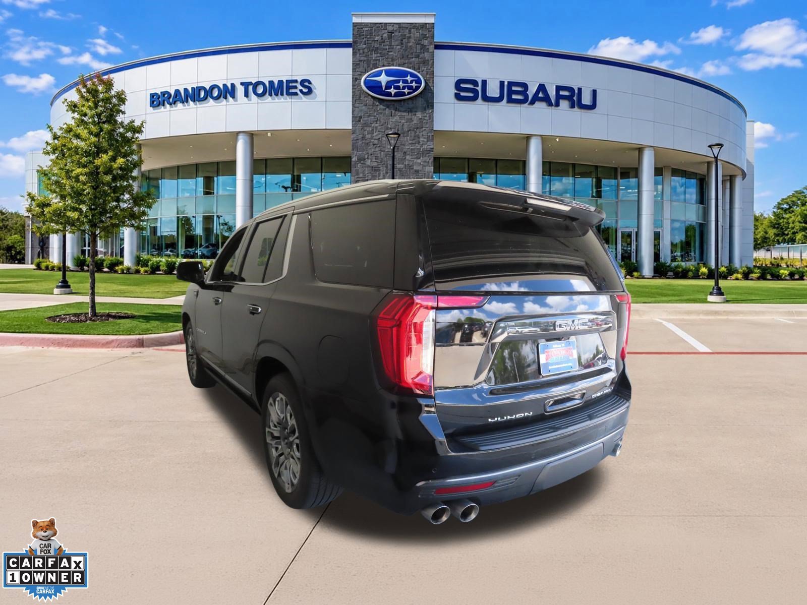 Used 2024 GMC Yukon Denali Ultimate AWD/4WD image 6