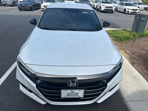 Used 2022 Honda Accord Sport image 3