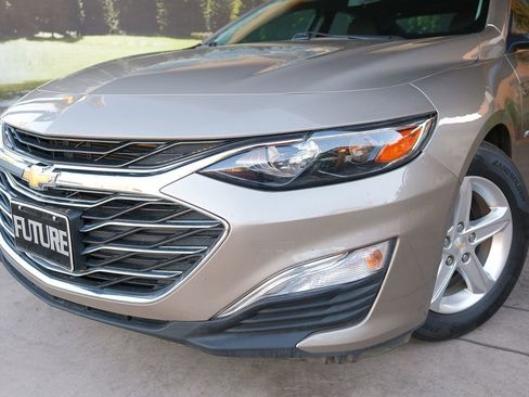 Used 2022 Chevrolet Malibu LS image 8