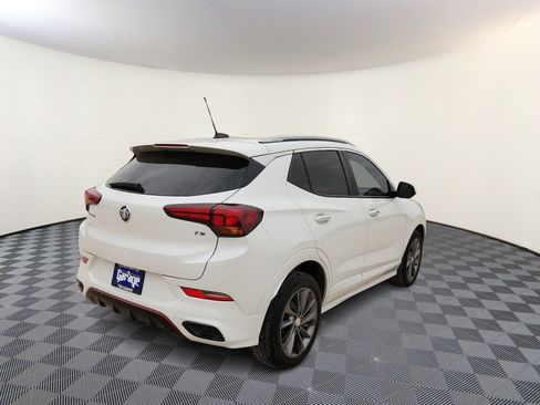 Used 2022 Buick Encore GX Select w/ Sport Touring Package FWD image 4