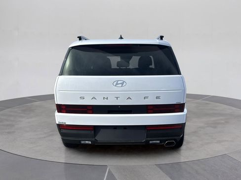 Used 2025 Hyundai Santa Fe SEL image 4