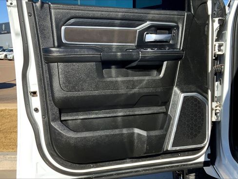 Used 2024 RAM 3500 Laramie w/ Night Edition image 21