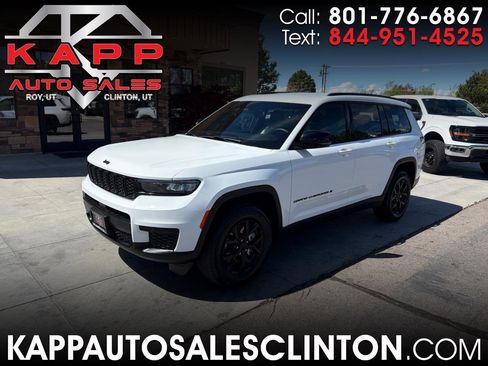 Used 2024 Jeep Grand Cherokee L Laredo image 1