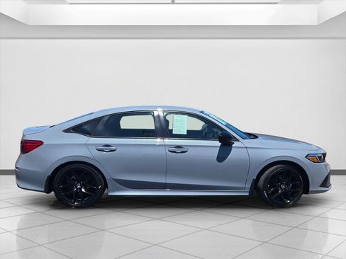 Certified 2024 Honda Civic Sport image 4