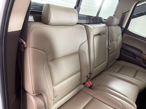 Used 2017 GMC Sierra 1500 SLT w/ SLT Premium Package AWD/4WD image 19