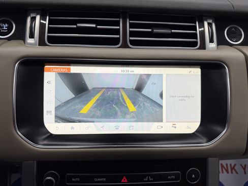 Used 2017 Land Rover Range Rover HSE image 18