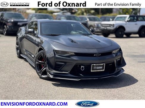 Used 2018 Chevrolet Camaro SS RWD image 1