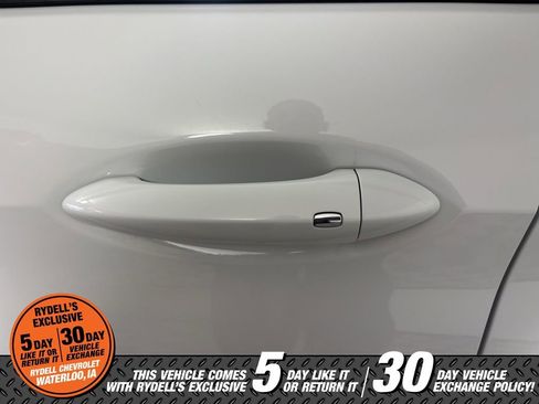 Used 2021 Chevrolet TrailBlazer LT w/ Convenience Package image 15