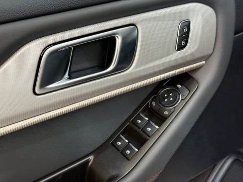 New 2026 Ford Explorer Active w/ Active Comfort Package image 16