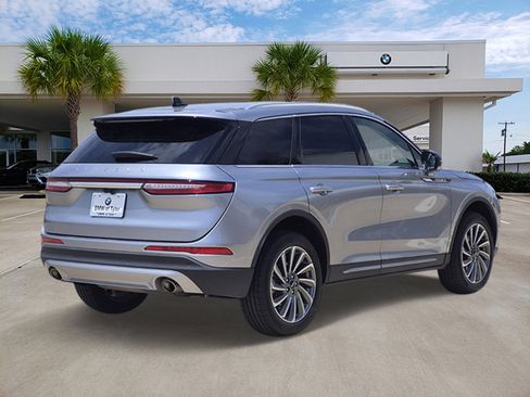 Used 2024 Lincoln Corsair Reserve w/ Equipment Group 201A AWD/4WD image 4