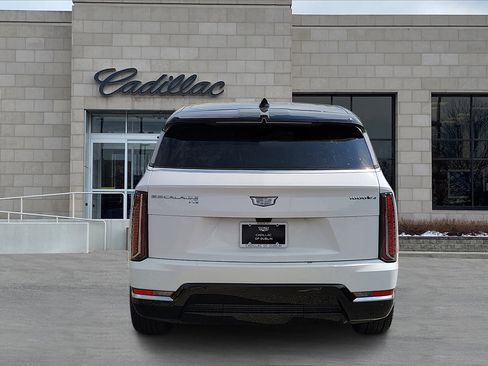 New 2025 Cadillac Escalade IQ Luxury 2 image 6
