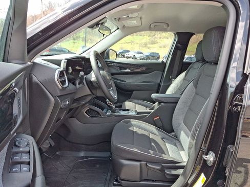 Used 2025 Chevrolet TrailBlazer LT w/ LT Cold Weather Package image 13