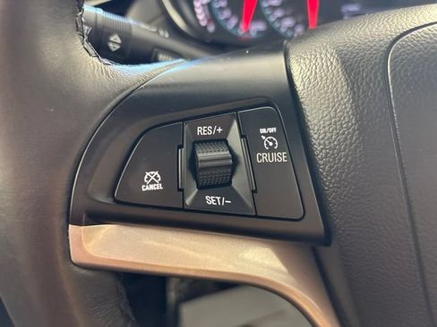 Used 2022 Chevrolet Traverse LT AWD/4WD image 30