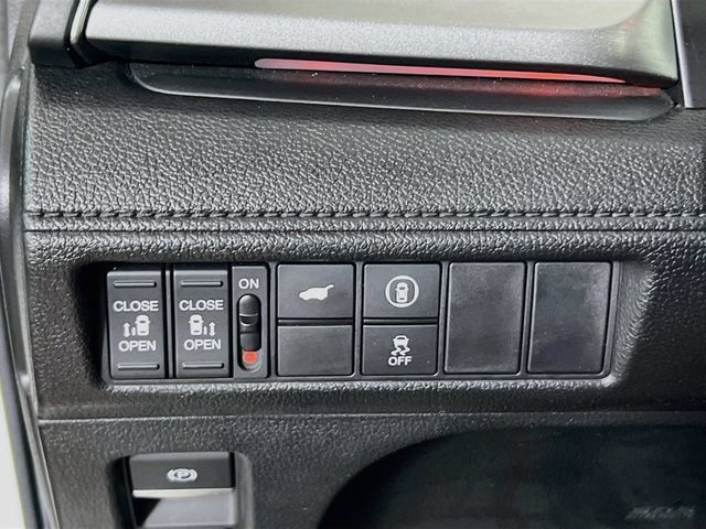 Certified 2024 Honda Odyssey Sport image 9