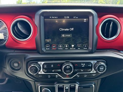 Used 2020 Jeep Wrangler Unlimited Rubicon w/ Advanced Safety Group AWD/4WD image 23