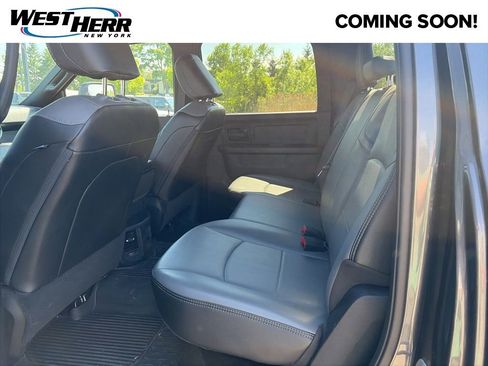 Used 2024 RAM 2500 Tradesman w/ Chrome Appearance Group AWD/4WD image 6