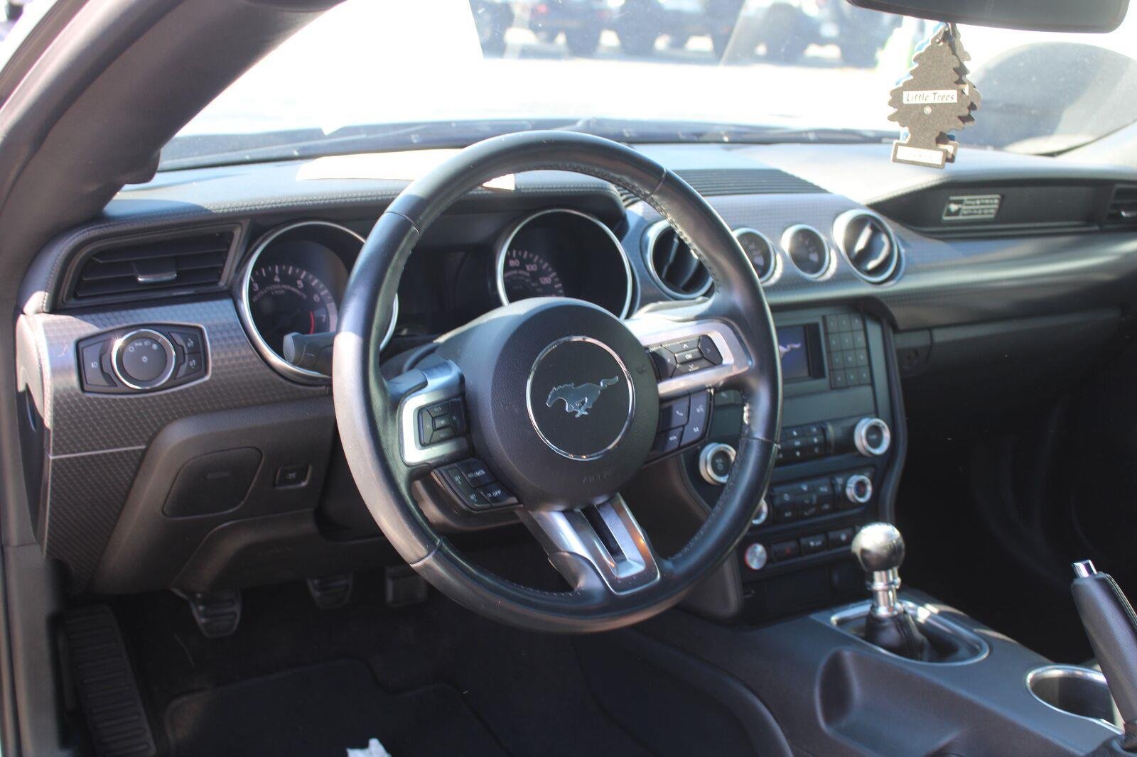 Used 2020 Ford Mustang GT w/ GT Performance Package RWD image 9