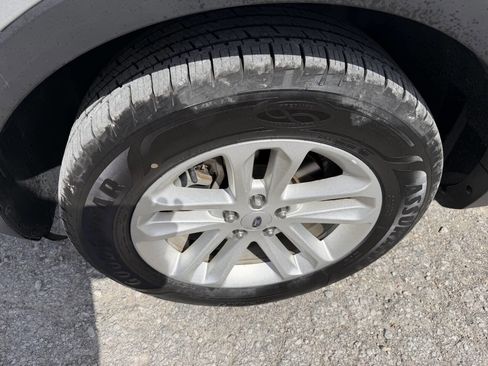 Used 2017 Ford Explorer 4WD image 9