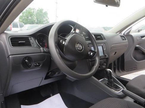 Used 2016 Volkswagen Jetta S FWD image 13