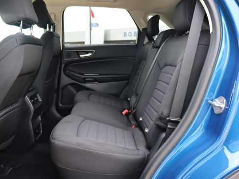 Used 2024 Ford Edge SE w/ Black Appearance Package AWD/4WD image 10