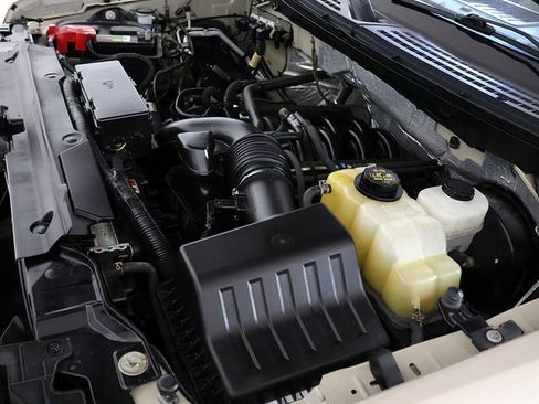 Used 2013 Ford F150 XLT w/ Mid Equipment Group RWD image 34