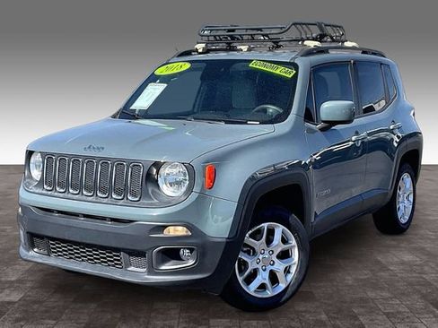 Used 2018 Jeep Renegade Latitude w/ Trailer Tow Group AWD/4WD image 1