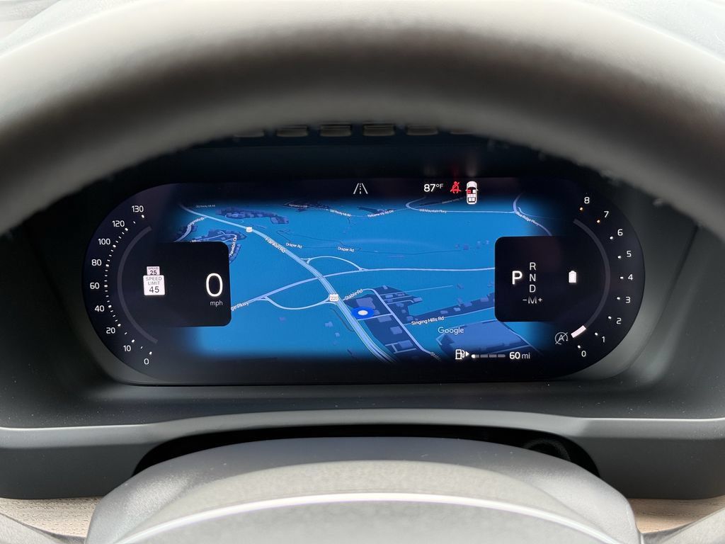 Certified 2025 Volvo XC90 B5 Core AWD/4WD image 21