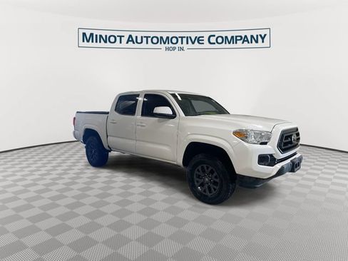 Used 2023 Toyota Tacoma SR AWD/4WD image 2