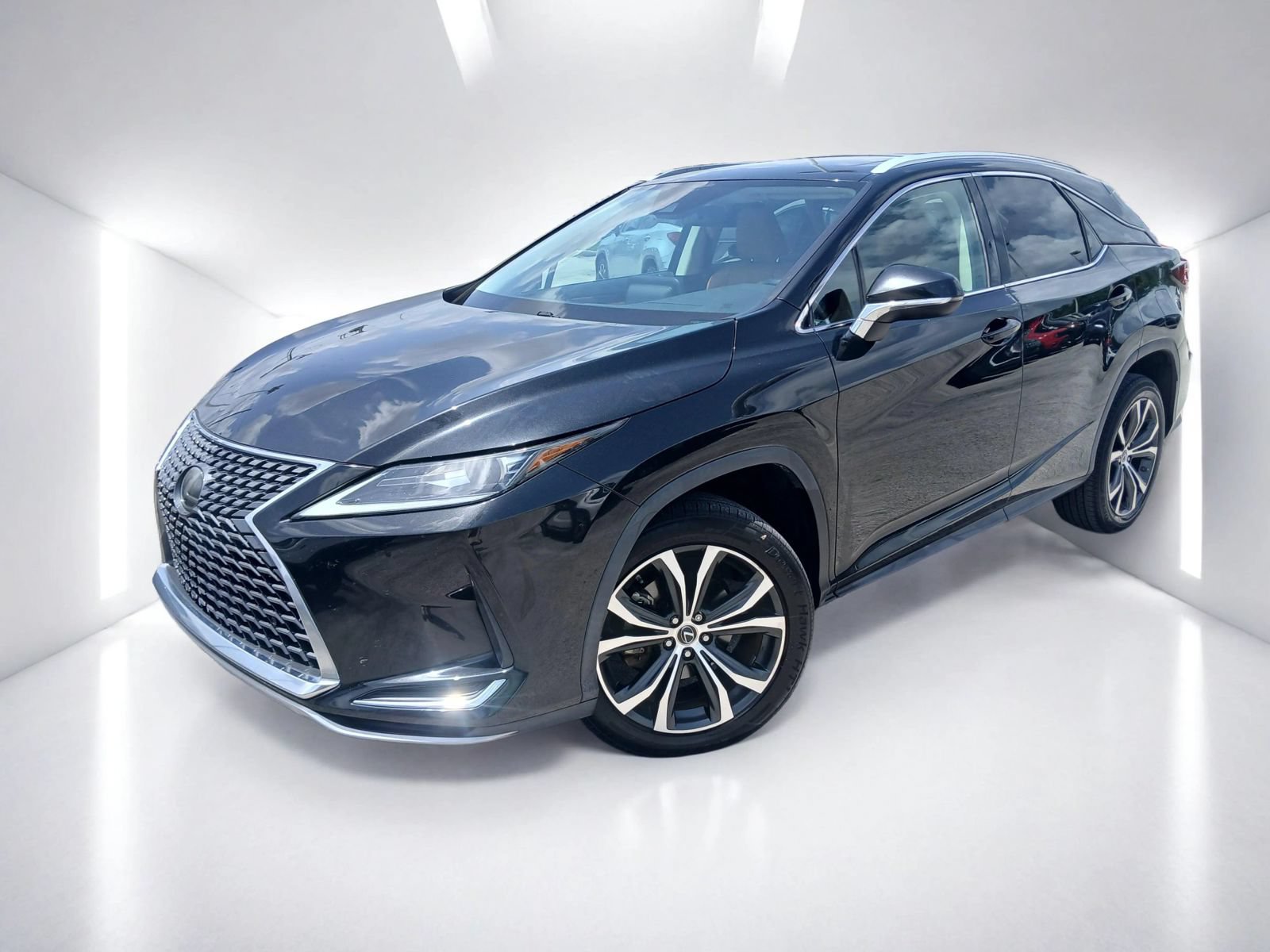 Used 2022 Lexus RX 350 FWD w/ Premium Package image 2