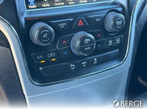 Used 2015 Jeep Grand Cherokee Altitude image 24