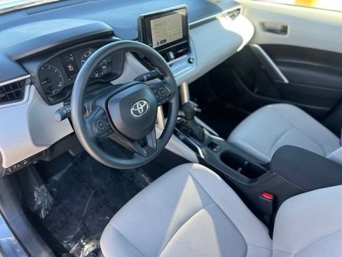 Used 2024 Toyota Corolla Cross L FWD image 14