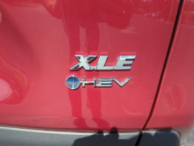 Used 2025 Toyota RAV4 XLE w/ Convenience Package AWD/4WD image 22