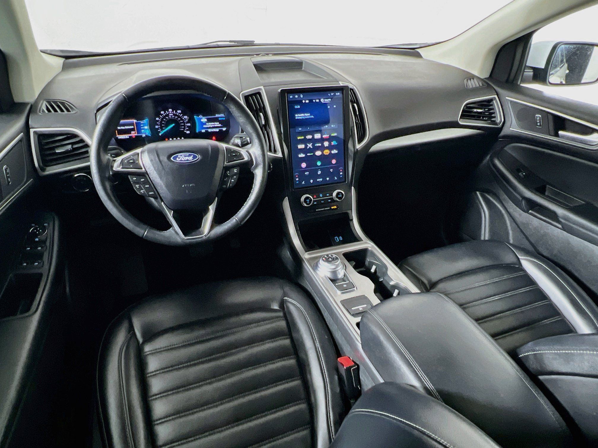 Used 2024 Ford Edge SEL AWD/4WD image 29