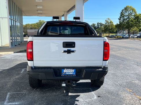 Used 2019 Chevrolet Colorado ZR2 w/ ZR2 Dusk Special Edition image 7