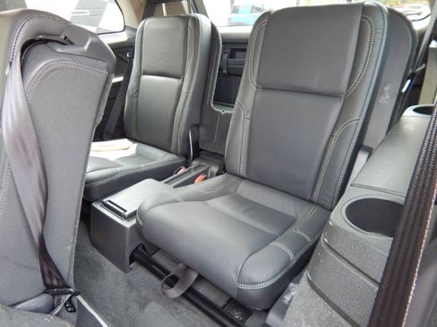 Used 2013 Volvo XC90 3.2 R-Design AWD/4WD image 22