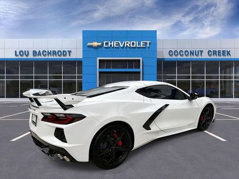 Used 2024 Chevrolet Corvette Stingray Coupe w/ 1LT RWD image 8