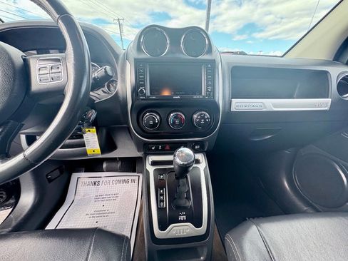 Used 2014 Jeep Compass Latitude image 14