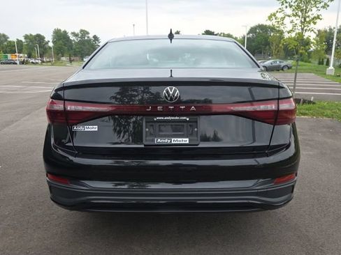 Used 2025 Volkswagen Jetta S FWD image 9