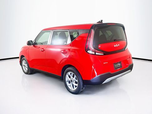 Used 2024 Kia Soul LX w/ Option Group 015 FWD image 5