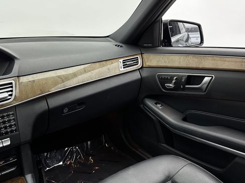 Used 2014 Mercedes-Benz E 350 4MATIC Wagon w/ Premium 1 Package image 28