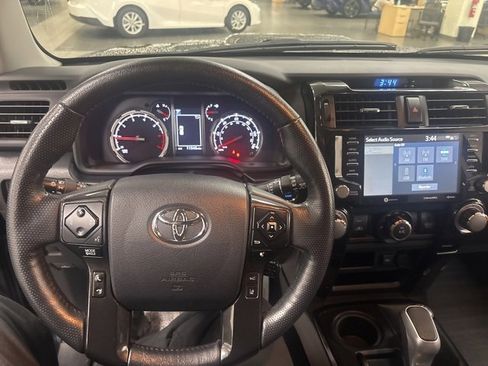 Certified 2024 Toyota 4Runner TRD Off-Road Premium image 17