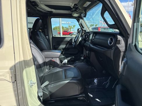 Used 2022 Jeep Wrangler Unlimited Sahara 4xe image 13