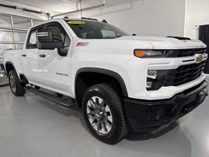 Used 2024 Chevrolet Silverado 2500 Custom w/ Custom Value Package