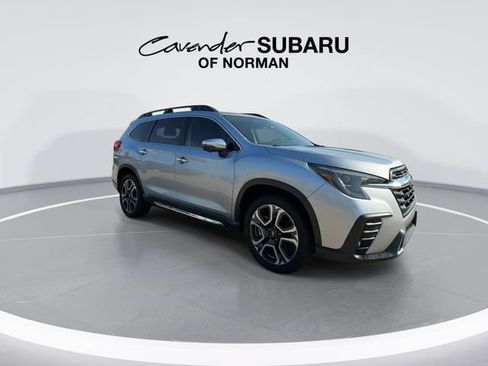 Used 2023 Subaru Ascent Touring AWD/4WD image 9