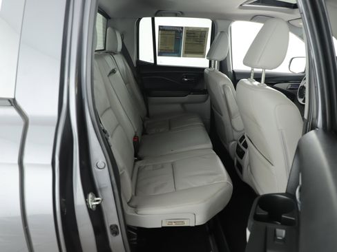Used 2018 Honda Ridgeline RTL-E image 9