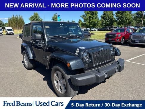 Used 2007 Jeep Wrangler Sahara w/ Dual Top Group AWD/4WD image 1