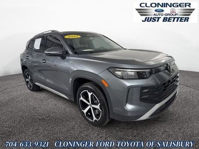 Used 2025 Volkswagen Tiguan SE